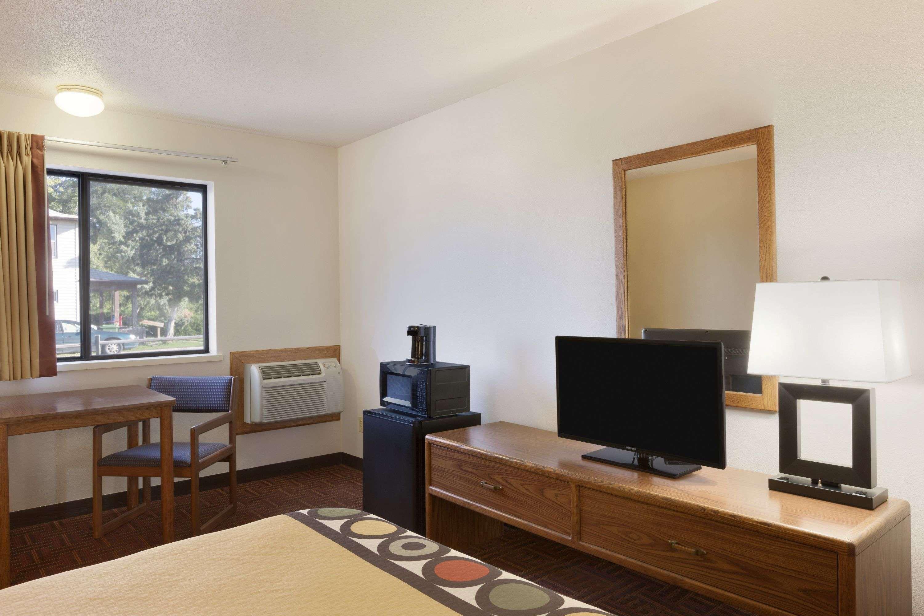 Super 8 By Wyndham Wall Εξωτερικό φωτογραφία
