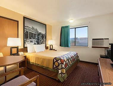 Super 8 By Wyndham Wall Εξωτερικό φωτογραφία